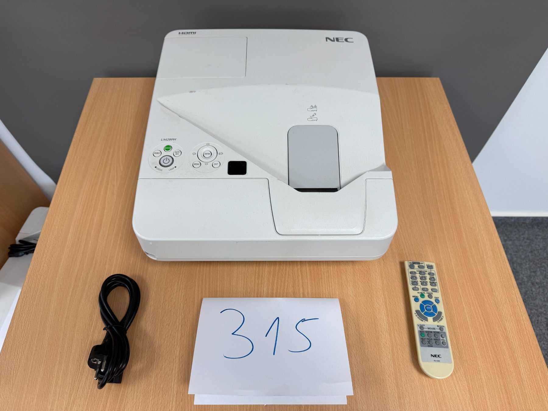 NEC UM280W Nahbereichsbeamer Kurzdistanzbeamer
Gesamtansicht