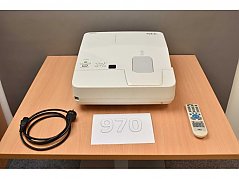 NEC UM280W Nahbereichsbeamer Kurzdistanzbeamer
Gesamtansicht