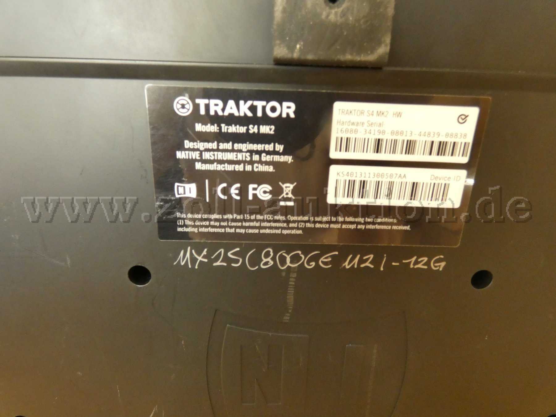 Zoll-Auktion - 1 Native Instruments DJ Controller Traktor S4 Kontrol ...