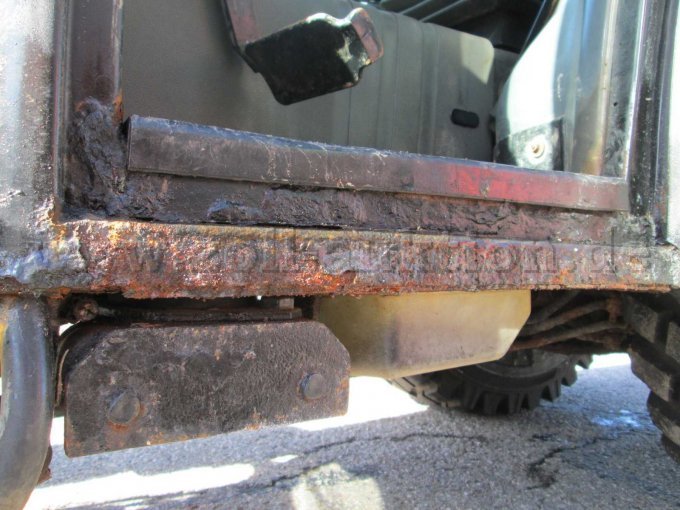 New Holland- Kabineneinstieg links