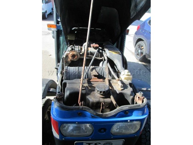 New Holland- Motorraum