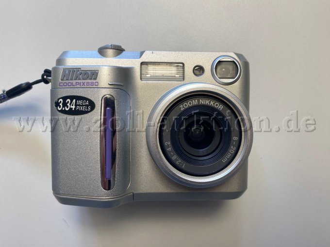 1 Nikon Coolpix 880 Digitalkamera – foto 3 – kavel bij Zoll-Auktion, Herford