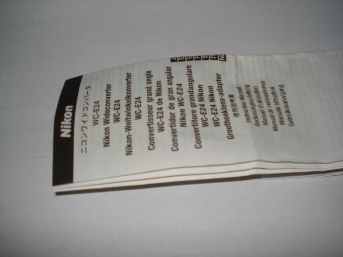 Bedienugsanleitung für den Nikon WC-E24 Wide Converter.