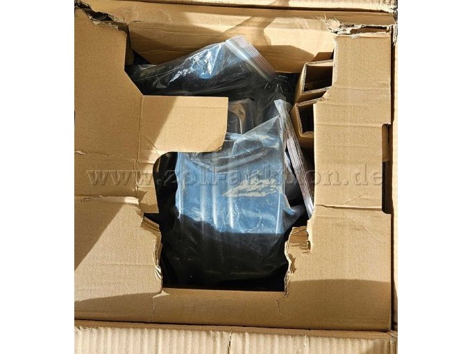 Inhalt Originalverpackung: Schlauch