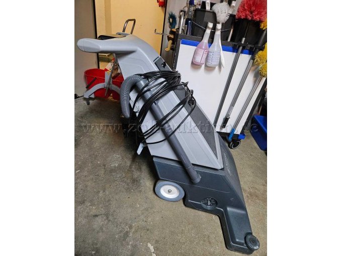 Gewerbesauger von der Seite