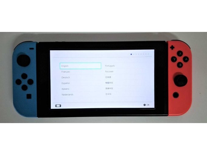 1 Nintendo Switch Konsole, HAC-001 (-01) und 2 Switch Controller – foto 2 – kavel bij Zoll-Auktion, Frankfurt am Main