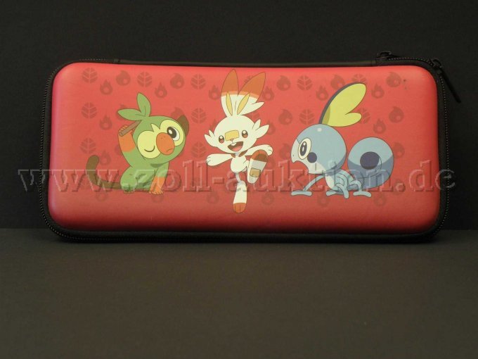Nintendo Switch in Schutzhülle mit Pokemonmotiven Rückseite
