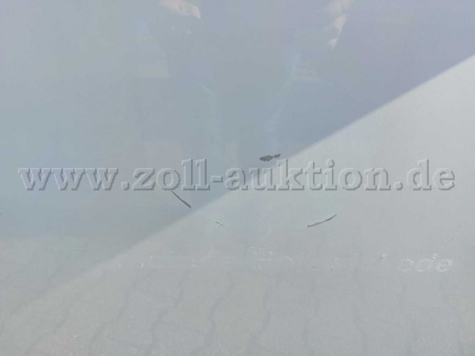 Lackkratzer auf Tür