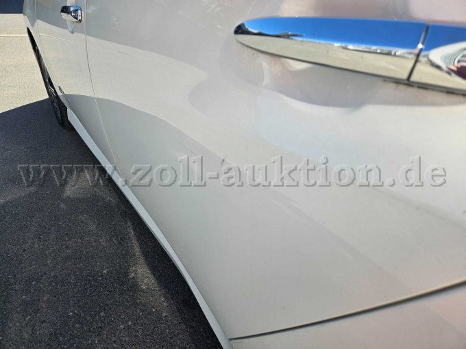 Kratzer Tür hinten links