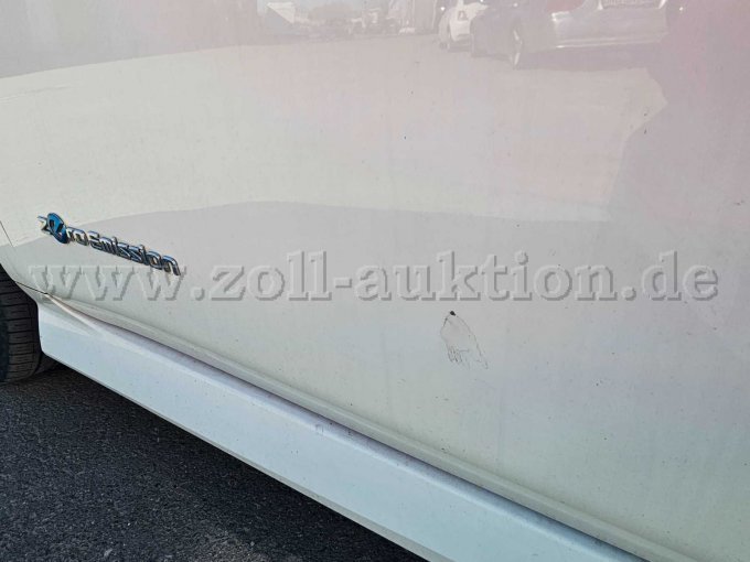 Lackschaden Tür vorne links