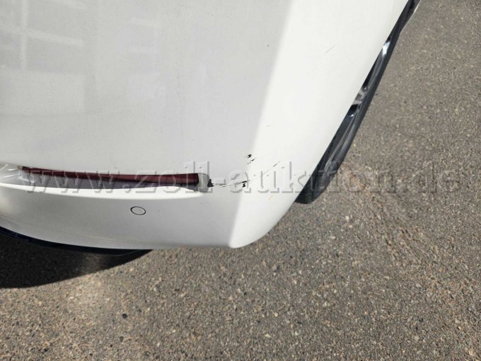 Lackschaden vorne links