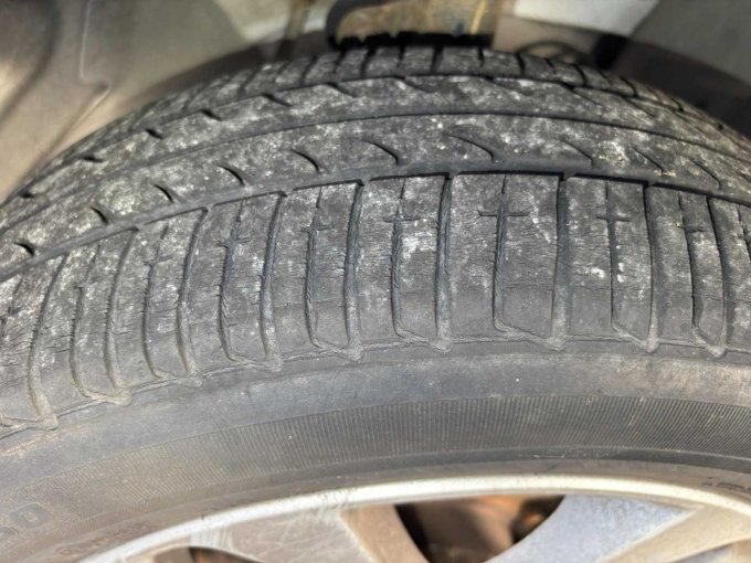 Profiltiefe von den Reifen