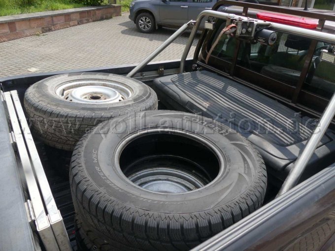 Ladefläche mit Bereifung