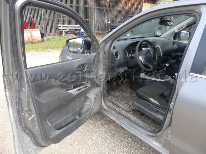 Innenansicht vorn links