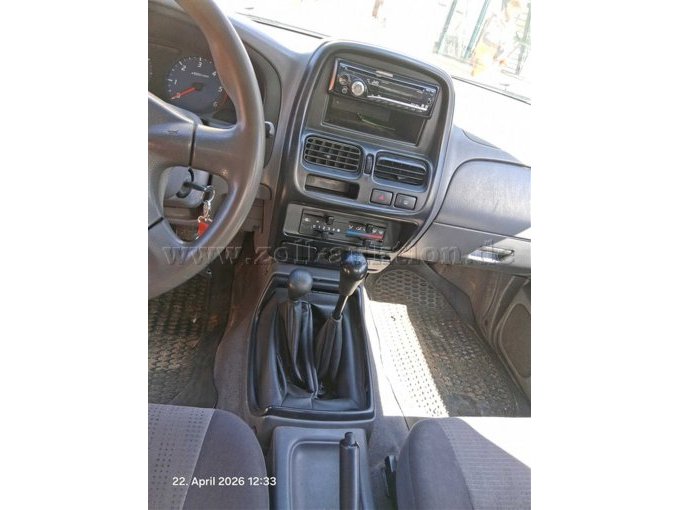 Nissan Pickup Innenausstattung