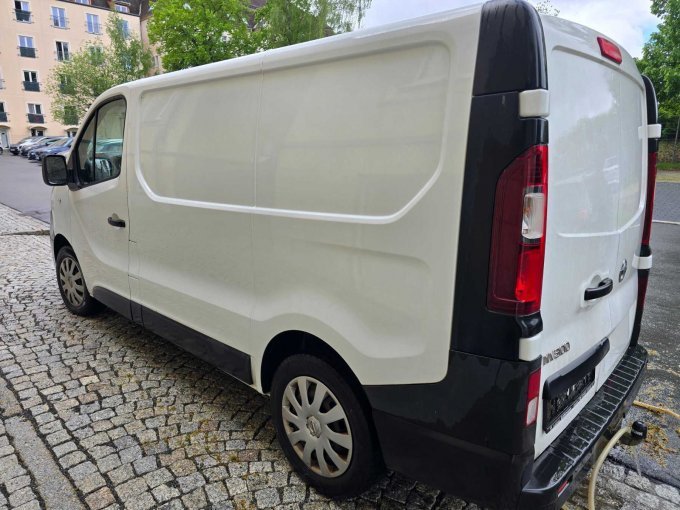Ansicht diagonal hinten links