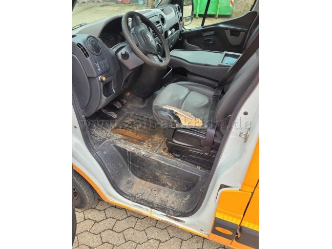 1 Nissan NV 400 Doppelkabine/Pritsche – foto 5 – kavel bij Zoll-Auktion, Roetgen