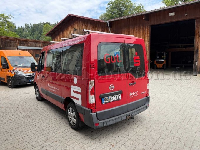 Fahrzeug hinten links