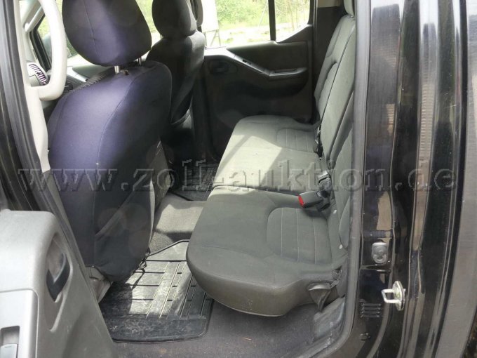 1 Nissan Navara 2.5 dCi DPF Double Cab XE 4x4 – foto 7 – kavel bij Zoll-Auktion, Troisdorf