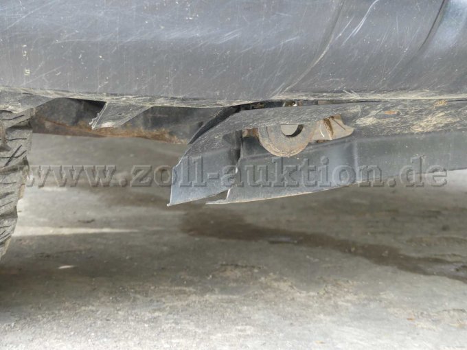 1 Nissan Navara 2.5 dCi DPF Double Cab XE 4x4 – foto 10 – kavel bij Zoll-Auktion, Troisdorf