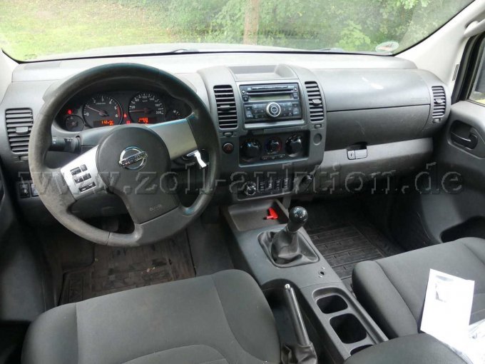 1 Nissan Navara 2.5 dCi DPF Double Cab XE 4x4 *differentieelslot* trekhaak – foto 5 – kavel bij Zoll-Auktion, Münchehofe