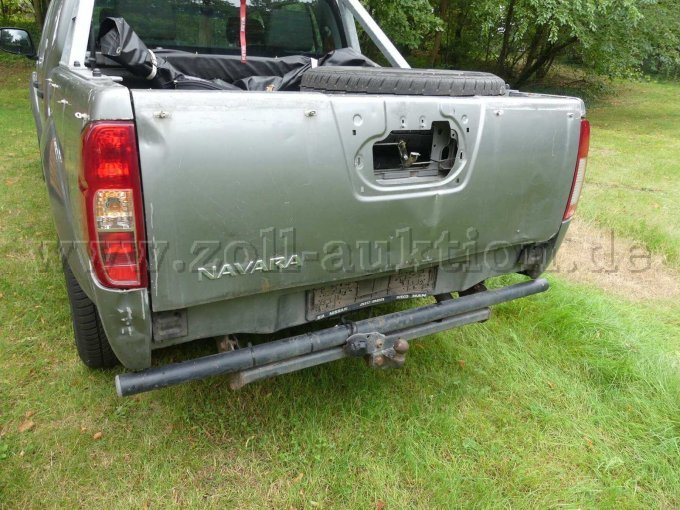 1 Nissan Navara 2.5 dCi DPF Double Cab XE 4x4 *differentieelslot* trekhaak – foto 10 – kavel bij Zoll-Auktion, Münchehofe