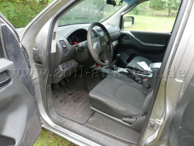 1 Nissan Navara 2.5 dCi DPF Double Cab XE 4x4 *differentieelslot* trekhaak – foto 6 – kavel bij Zoll-Auktion, Münchehofe