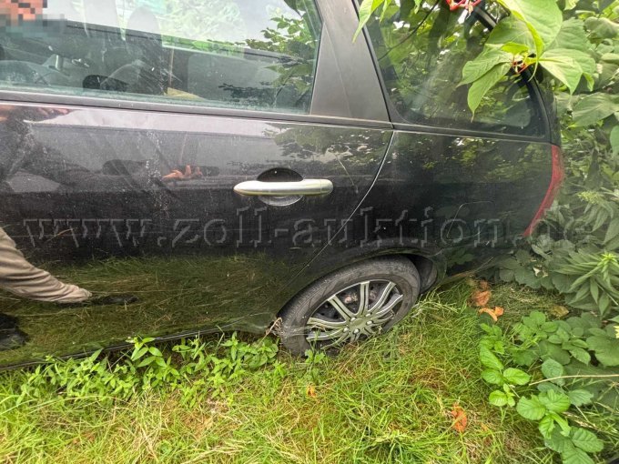 Seitenansicht Fahrer Heck