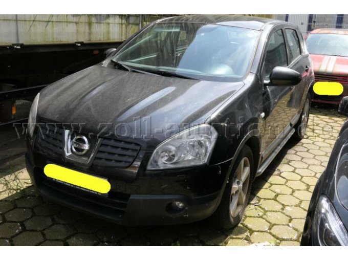 Nissan Qashqai
Ansicht schräg vorn