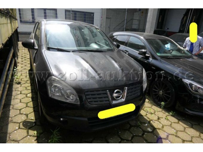 Nissan Qashqai
Ansicht vorn