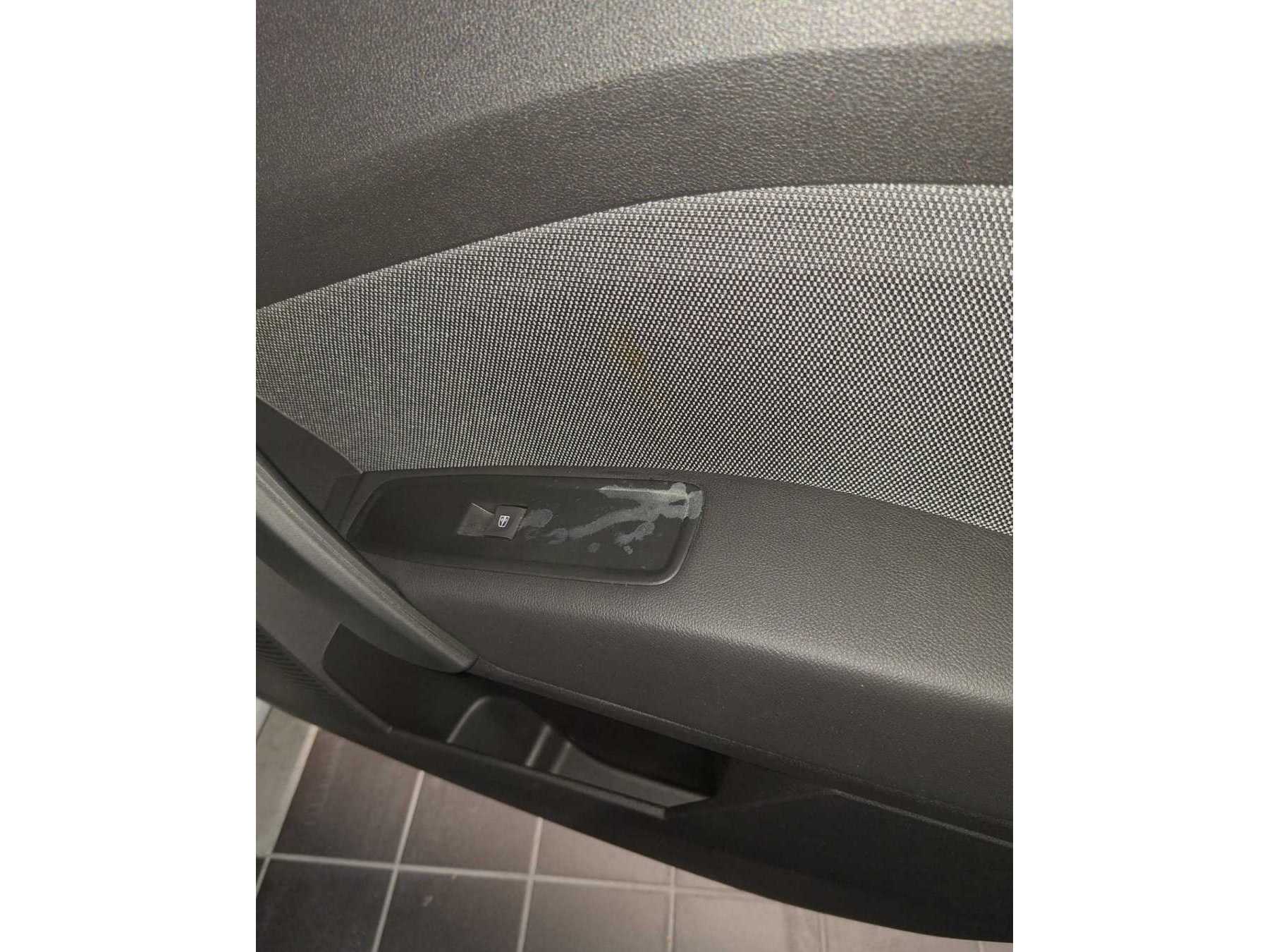 Tür Vorne