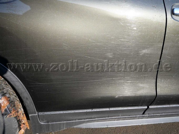 Karosserie startk verkratzt und Rost