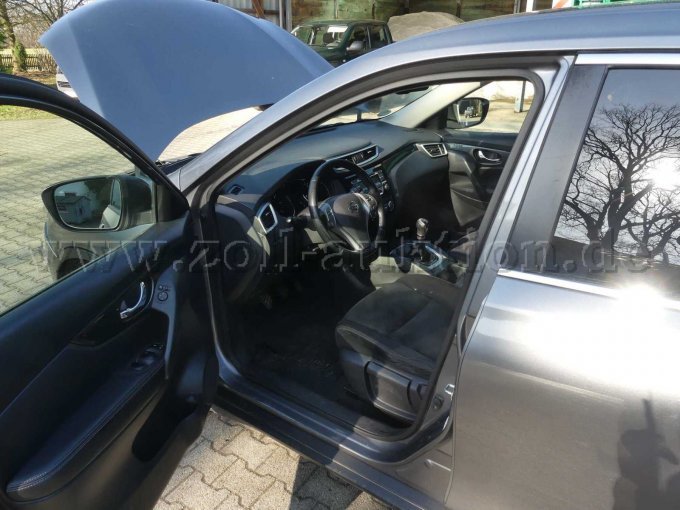 Innenansicht vorn links