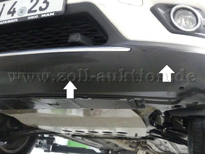 Beschädigung Stoßfänger vorne unten