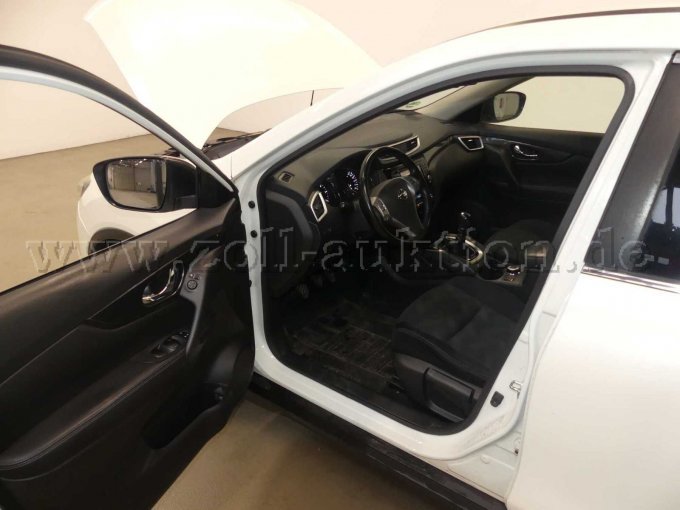 Innenansicht vorne links