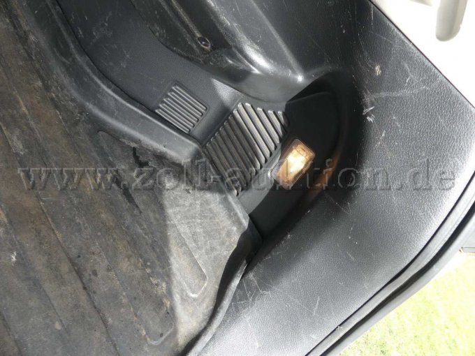 Kofferraum rechts Kratzer