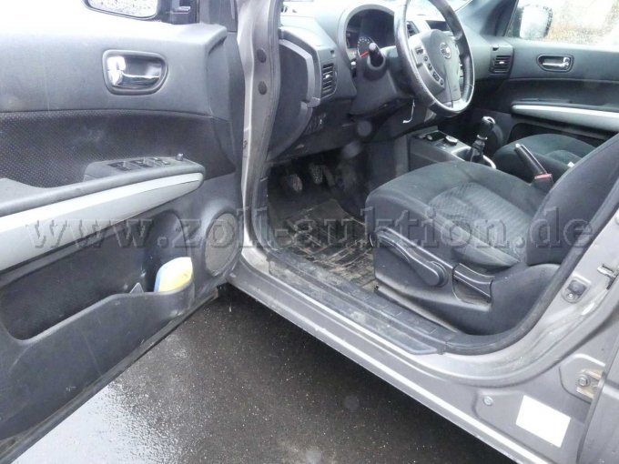 Innenansicht vorn links