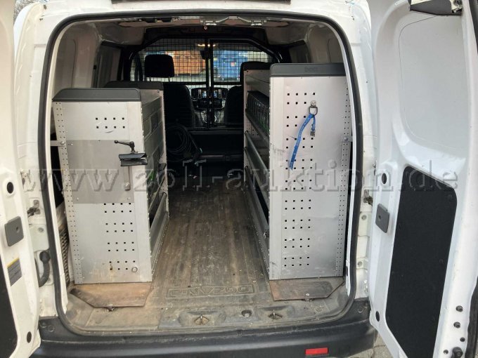 Ansicht Laderaum mit Innenausbau