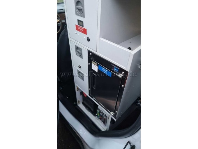 Ausbau NEF Fahrerseite