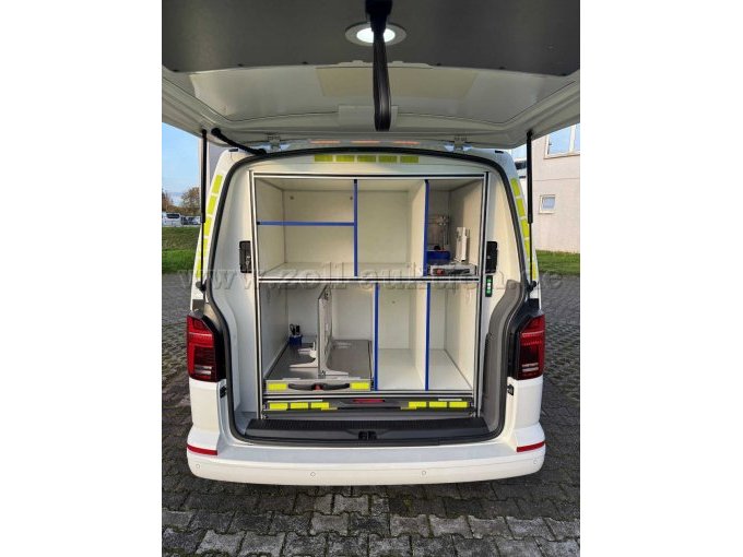 Regalsystem mit Auszug