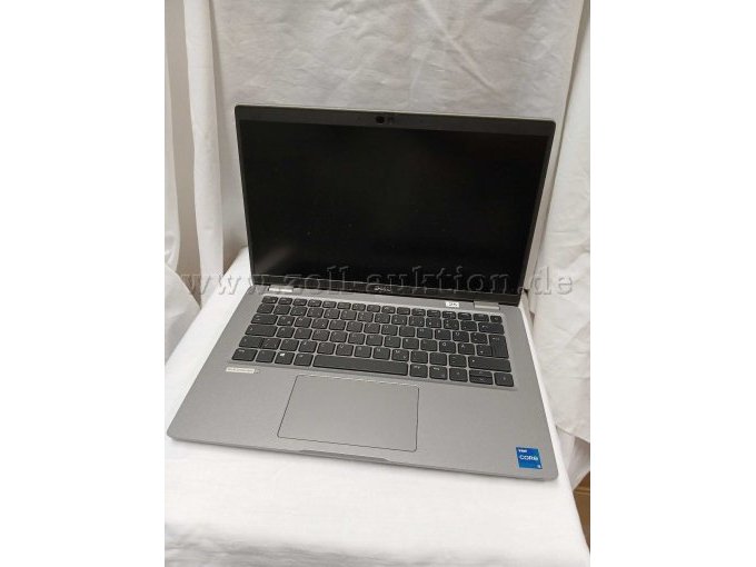 Nottebook mit Tastatur und Bildschirm Nottebook mit Tastatur und Bildschirm