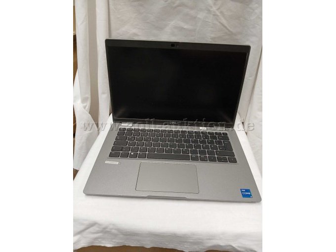 Notebook mit Bildschirm und Tastatur Notebook mit Bildschirm und Tastatur