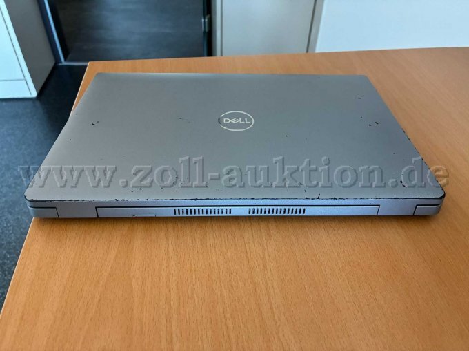 Notebook zugeklappt von hinten