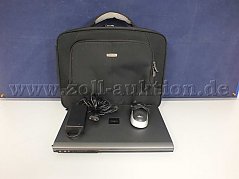Notebook mit Zubehör