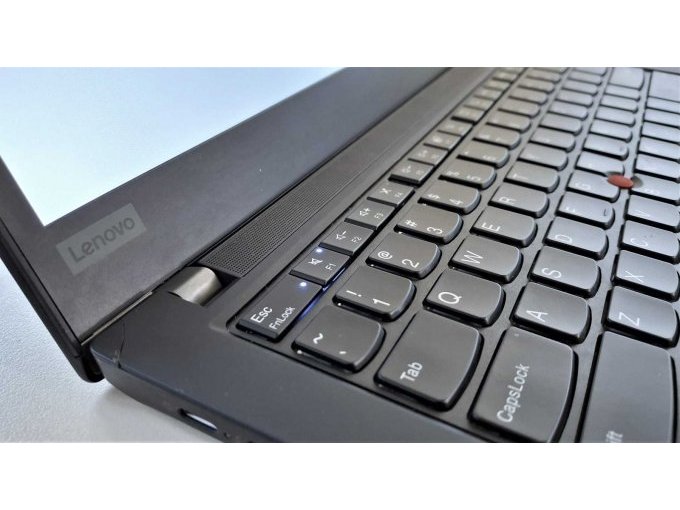 1 laptop, Lenovo ThinkPad T14 Gen. 1, zwart, Intel Core i7, 14" (ca. 35,56 cm) – foto 3 – kavel bij Zoll-Auktion, Frankfurt am Main