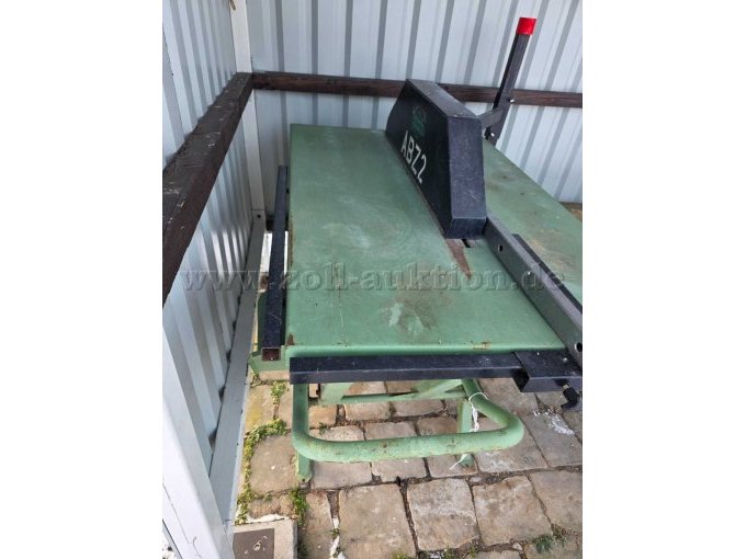 Schutzhaube und Anschlagleiste