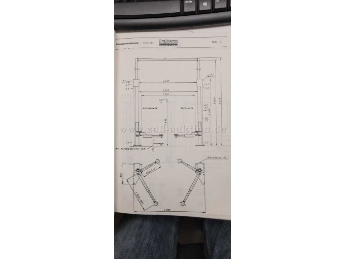 Aufbauansicht
Höhe 4,50m nicht wie auf Bild
3,97m