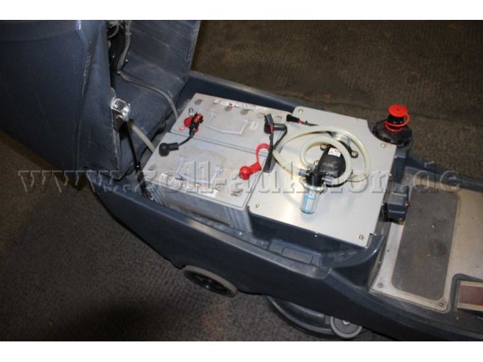 Gesamtansicht Batterie und Tank