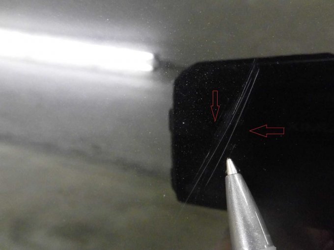 Seitenwand hinten rechts: Kratzer