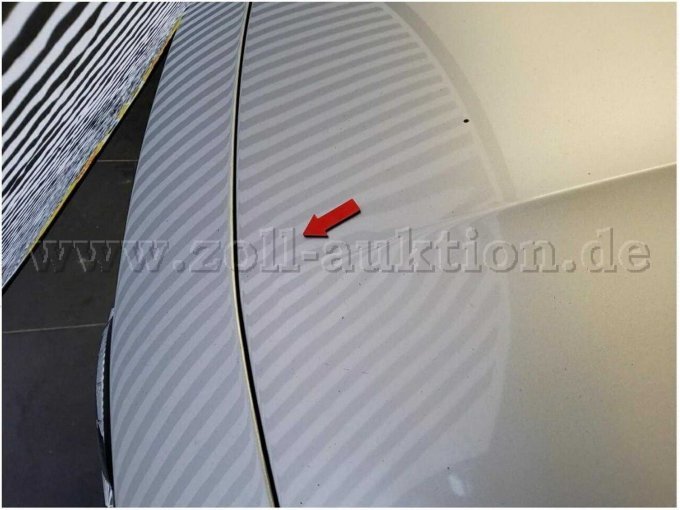 Motorhaube, eingedellt, drücken